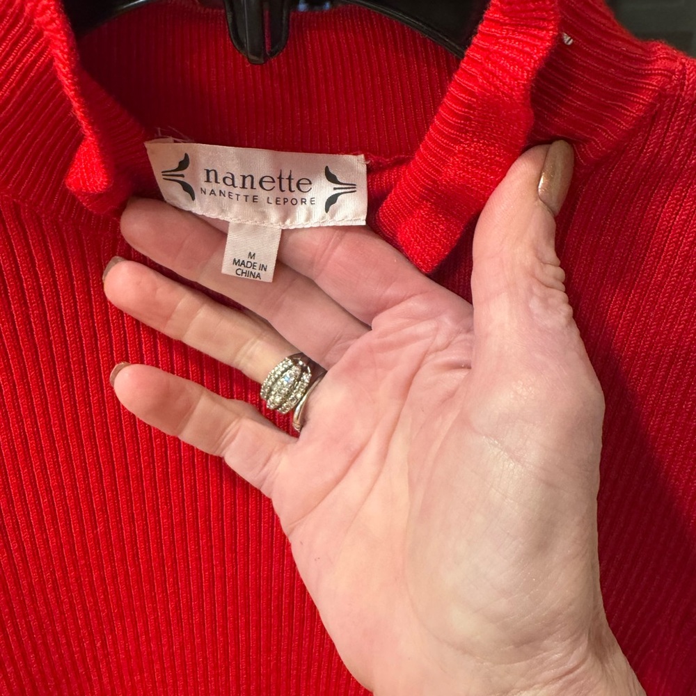 Red Cold Shoulder Turtleneck Top - Picture 3 of 8